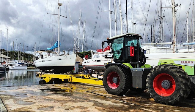 b56e0eff-bf0f-4d21-a82e-537eebf35191